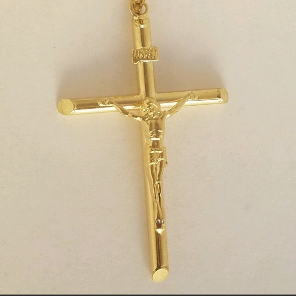 Religious 14k Gold Jesus Crucifix Cross Pendant - Picture 7 of 11